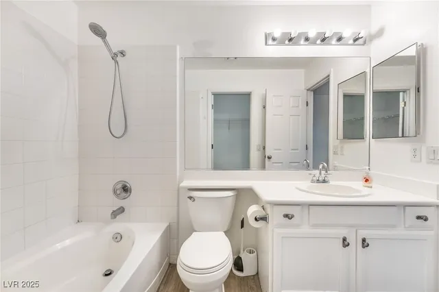 $2,495 | 7537 Treasure Chest Street, Las Vegas, NV 89139