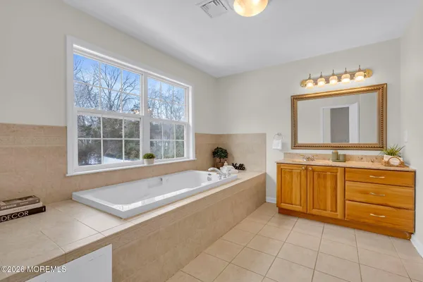 $979,000 | 296 White Road, Jackson, NJ 08527