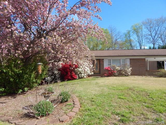 1229 Jamestown Road Morganton, NC 28655 - Photo 3 of 31 Gallery Image 3