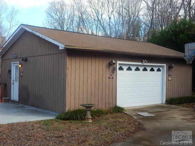 1229 Jamestown Road Morganton, NC 28655 - Photo 7 of 31 Gallery Image 7
