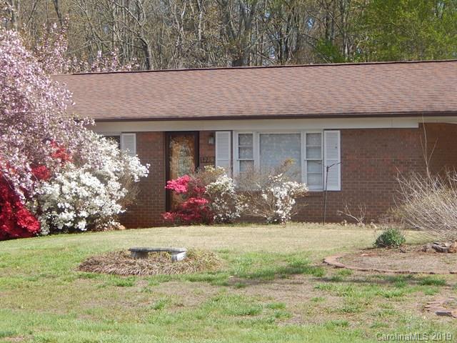 1229 Jamestown Road Morganton, NC 28655 - Photo 8 of 31 Gallery Image 8