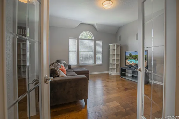 $5,000 | 23223 Whisper Canyon, San Antonio, TX 78258