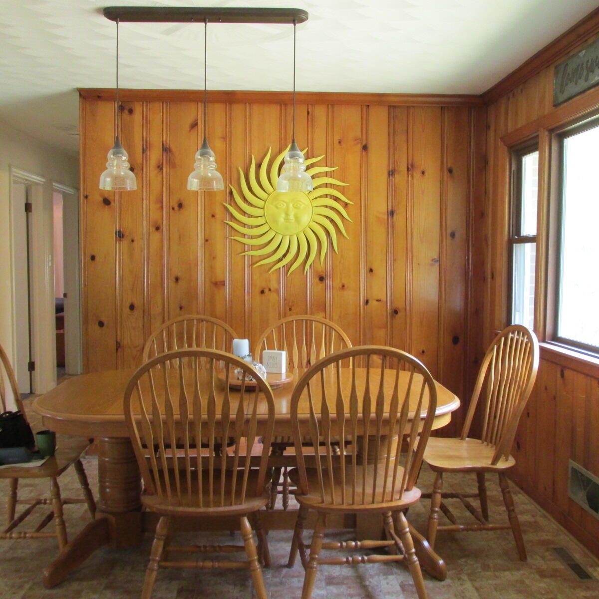 6620 Sherry Road Roanoke, VA 24019 - Photo 5 of 23 This leads to the Dining area!