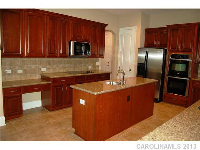 6716 Springs Mill Road Charlotte, NC 28277 - Photo 6 of 16