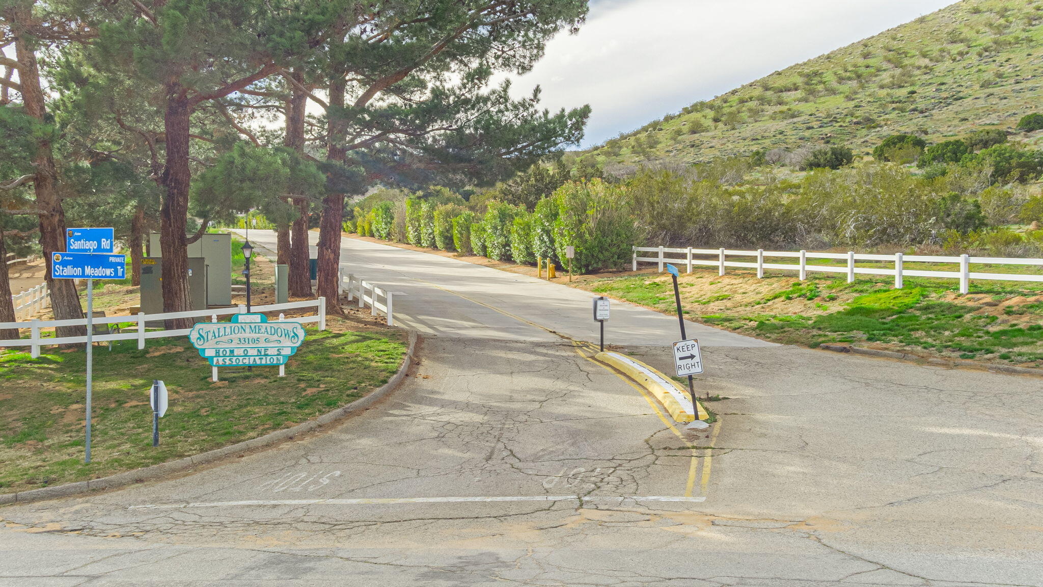 33105 Santiago Road Acton, CA 93510 - Photo 67 of 73 a view of a park