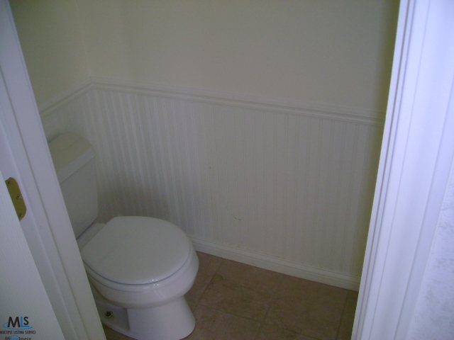 4448 15 Mile Road Sterling Heights, MI 48310 - Photo 7 of 12 31111358-6.JPG