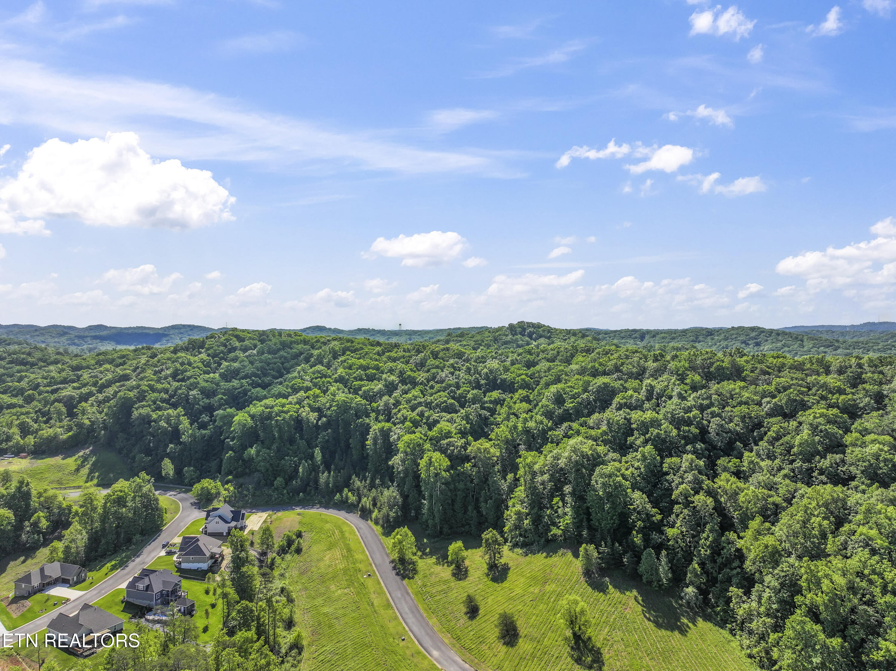 113 Cherry Oak Drive Oak Ridge, TN 37830 - Photo 13 of 17 print_quality-DJI_20250506224039_0005_D