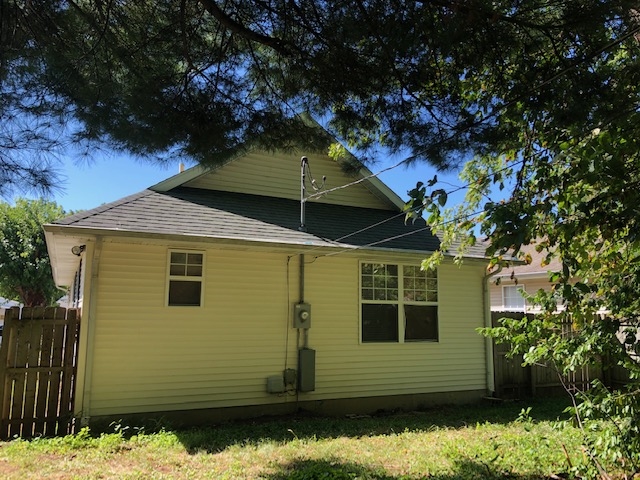 2221 East Brown Street Springfield, IL 62703 - Photo 5 of 19
