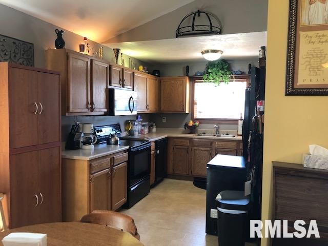 2221 East Brown Street Springfield, IL 62703 - Photo 10 of 19