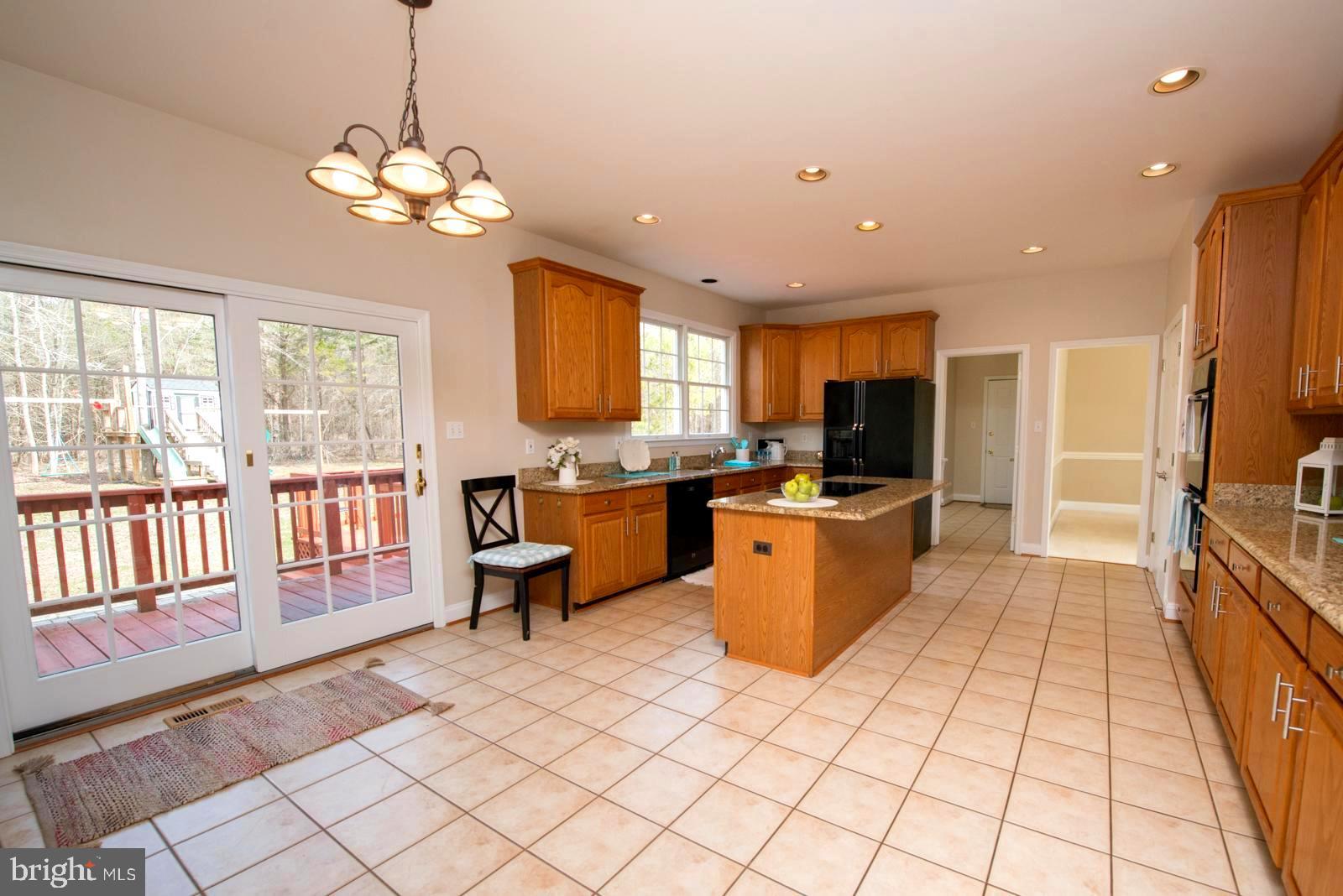 2604 Howard Grove Road Davidsonville, MD 21035 - Photo 8 of 36 Gourmet Kitchen w/Plenty of Table Space