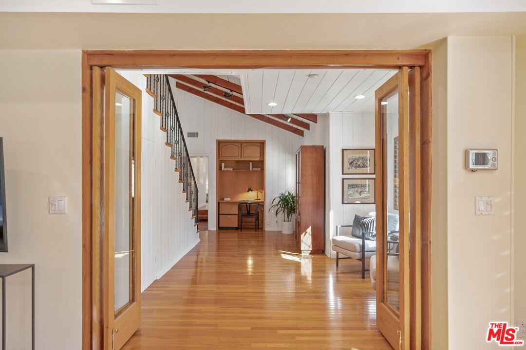 17361 Gresham Street Northridge, CA 91325 - Photo 17 of 54