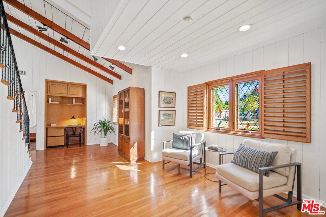 17361 Gresham Street Northridge, CA 91325 - Photo 18 of 54