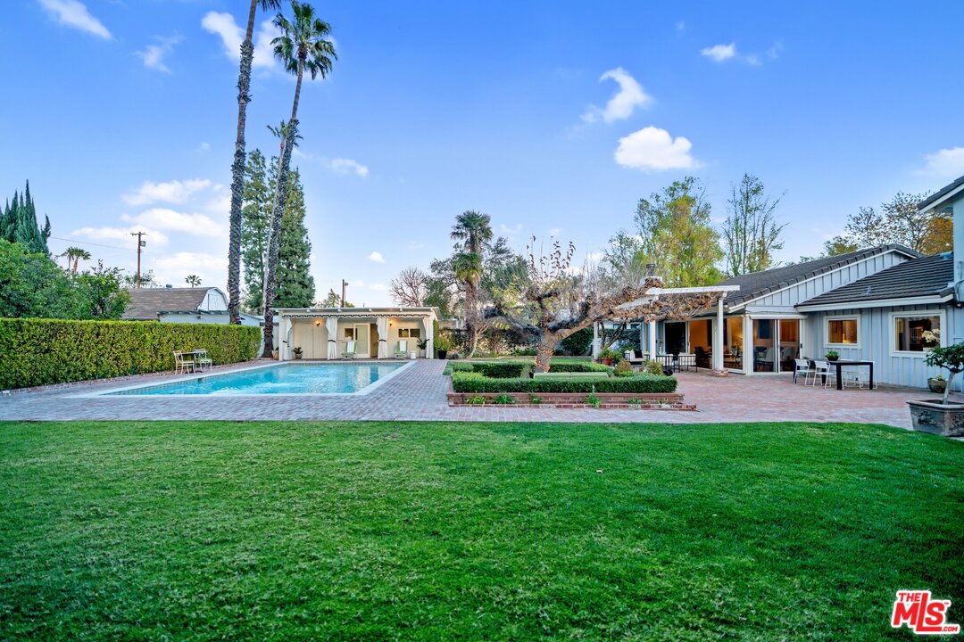 17361 Gresham Street Northridge, CA 91325 - Photo 33 of 54