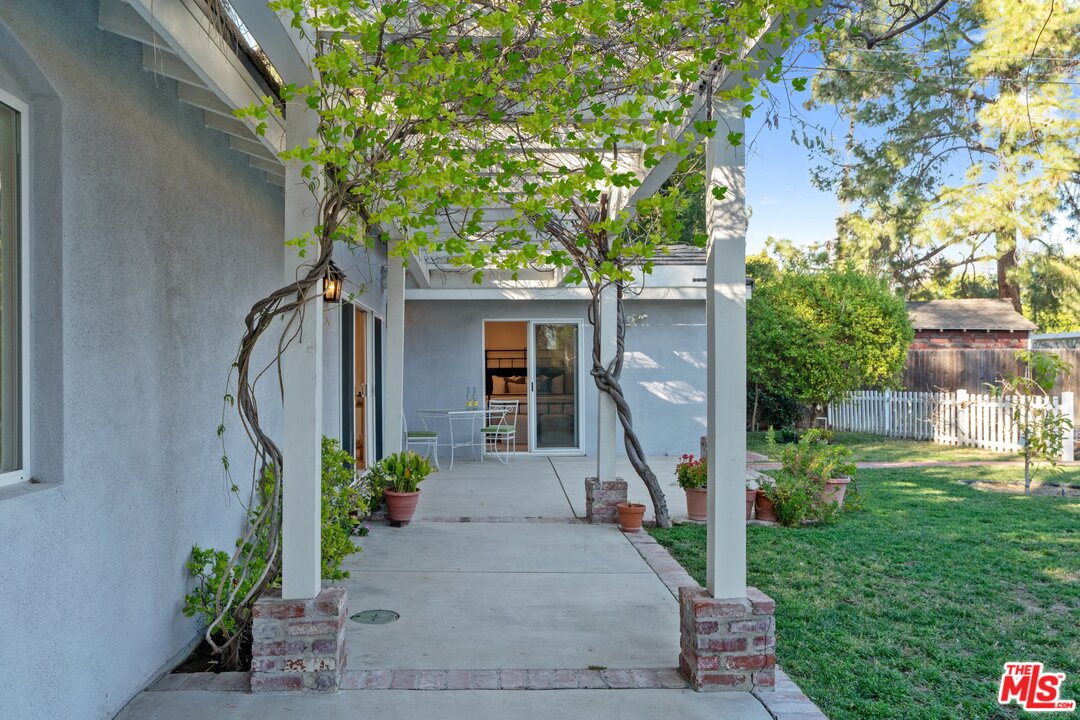 17361 Gresham Street Northridge, CA 91325 - Photo 35 of 54