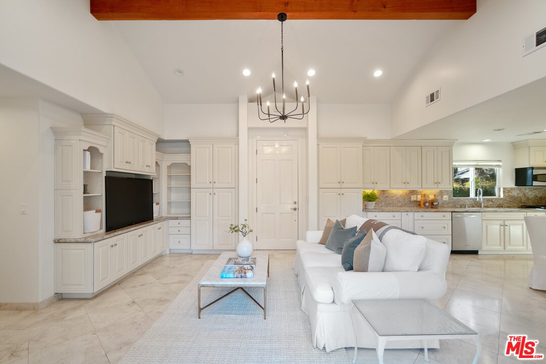 17361 Gresham Street Northridge, CA 91325 - Photo 36 of 54