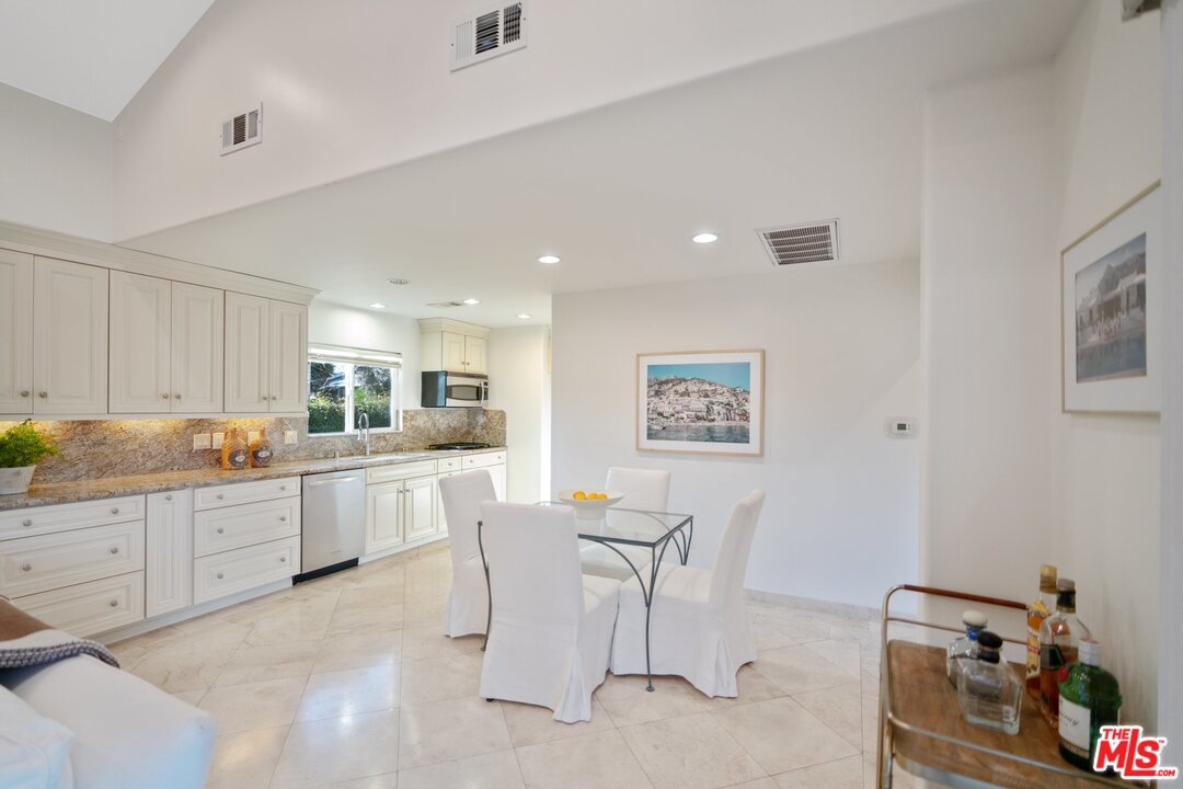 17361 Gresham Street Northridge, CA 91325 - Photo 37 of 54