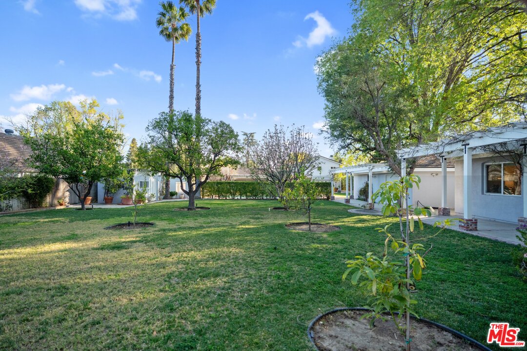 17361 Gresham Street Northridge, CA 91325 - Photo 45 of 54