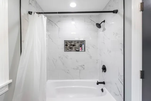 $429,900 | 458 West 127th Street, Chicago, IL 60628