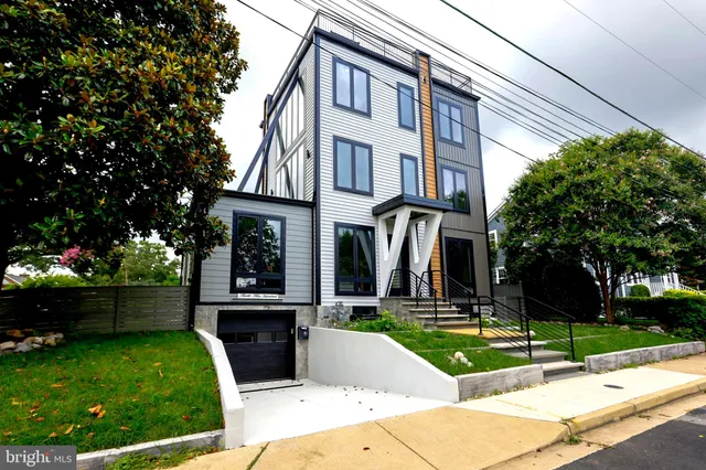 $2,499,900 | 3500 7th Street North, Arlington, VA 22201