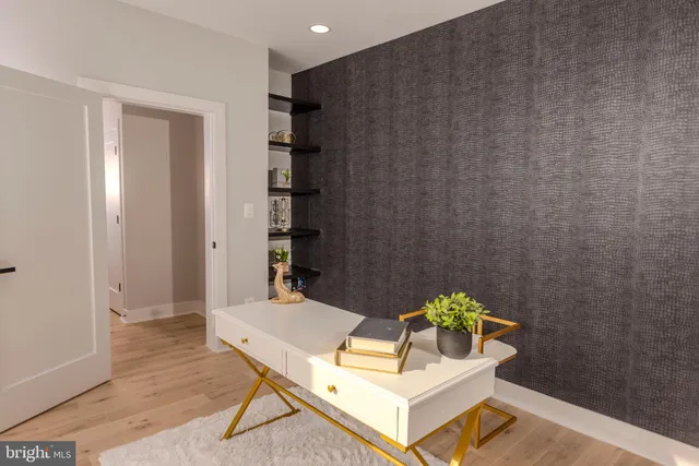 $2,499,900 | 3500 7th Street North, Arlington, VA 22201