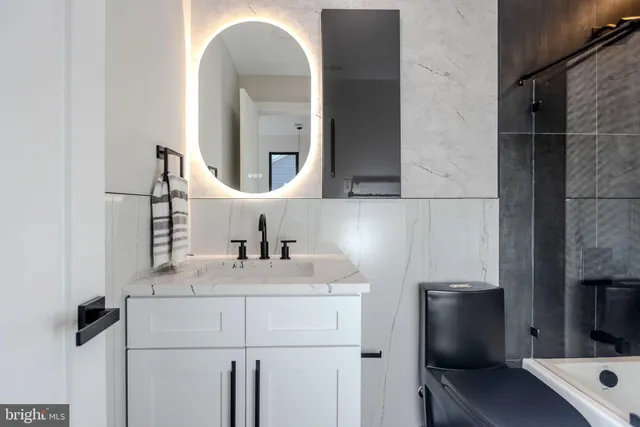 $2,499,900 | 3500 7th Street North, Arlington, VA 22201