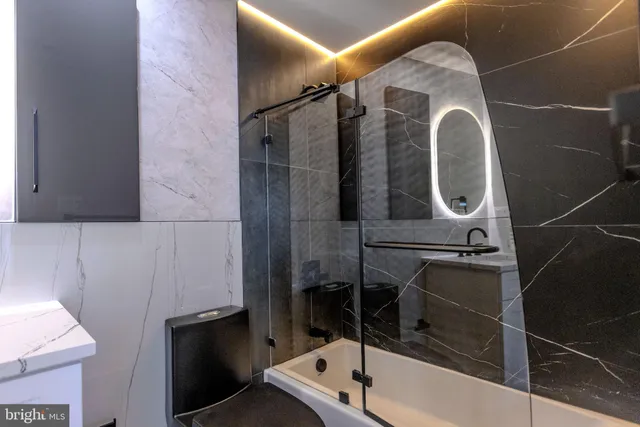 $2,499,900 | 3500 7th Street North, Arlington, VA 22201