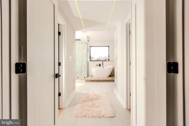 $2,499,900 | 3500 7th Street North, Arlington, VA 22201