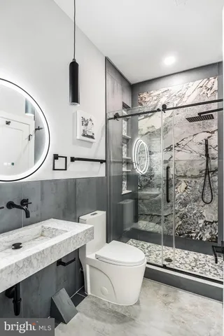 $2,499,900 | 3500 7th Street North, Arlington, VA 22201