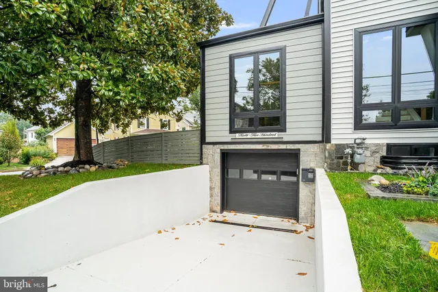 $2,499,900 | 3500 7th Street North, Arlington, VA 22201