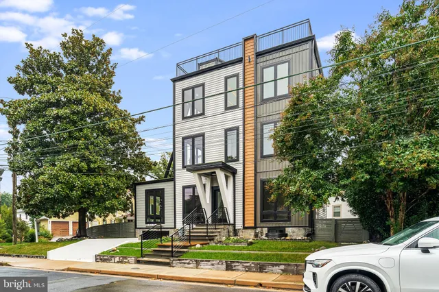 $2,499,900 | 3500 7th Street North, Arlington, VA 22201