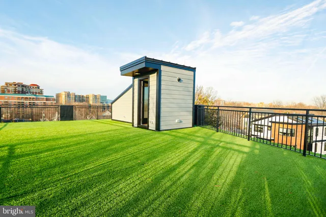 $2,499,900 | 3500 7th Street North, Arlington, VA 22201