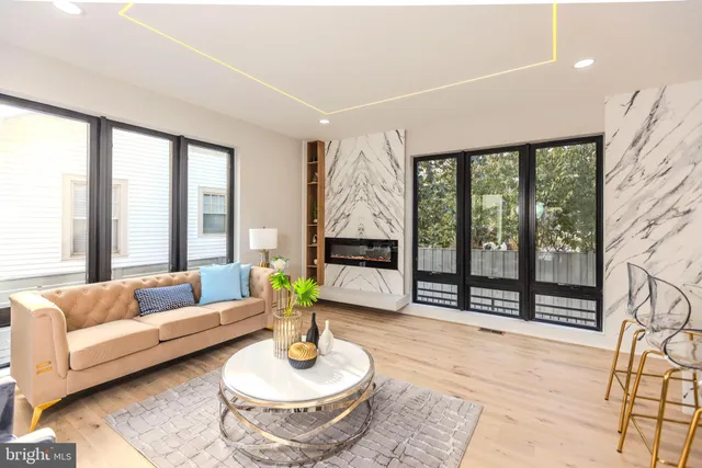 $2,499,900 | 3500 7th Street North, Arlington, VA 22201