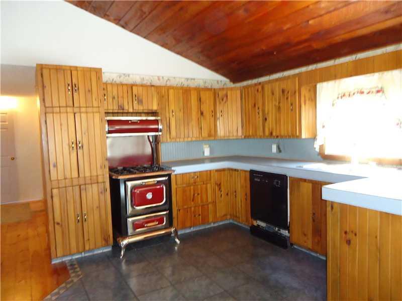 46 Annis Road Camden, ME 04843 - Photo 3 of 14 Kitchen.