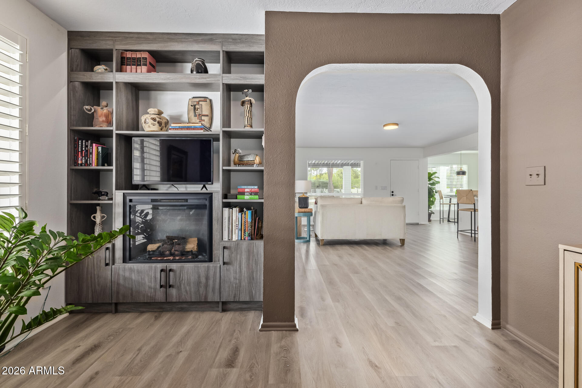 516 East Piping Rock Road Phoenix, AZ 85022 - Photo 15 of 33 Office