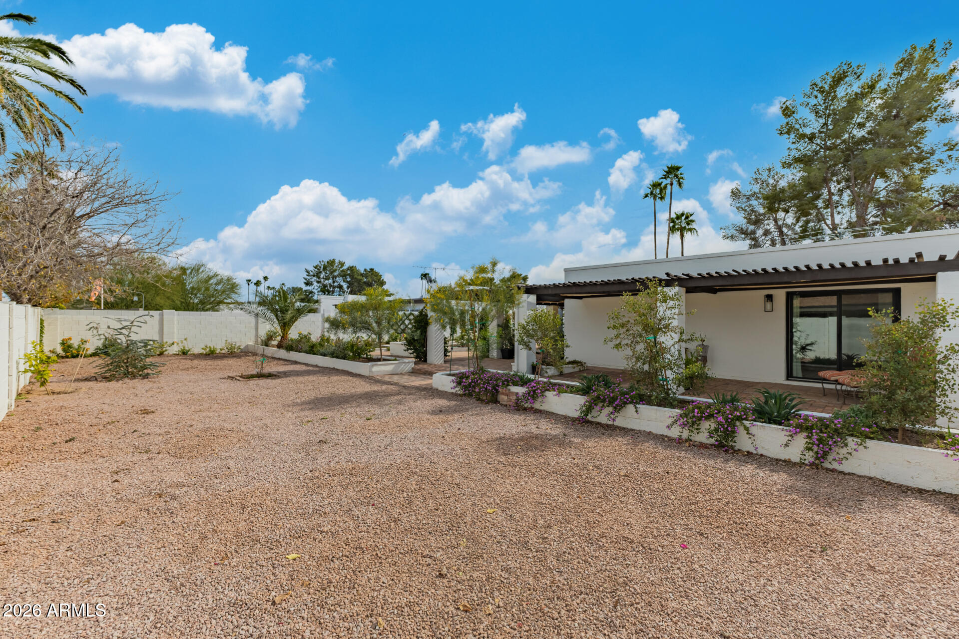516 East Piping Rock Road Phoenix, AZ 85022 - Photo 29 of 33 Backyard