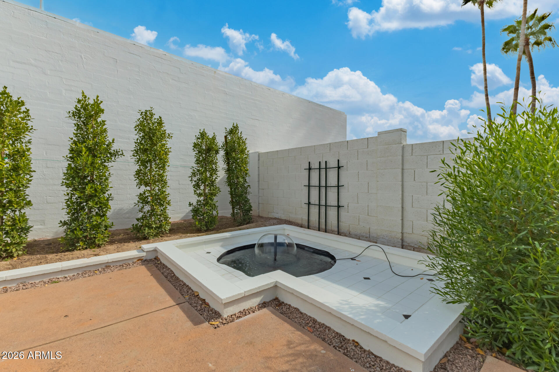 516 East Piping Rock Road Phoenix, AZ 85022 - Photo 31 of 33 Backyard