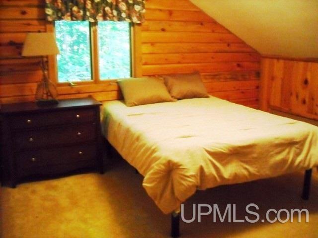 208 Sunset Shores Road, Unit 2 Iron River, MI 49935 - Photo 11 of 33 Gallery Image 11