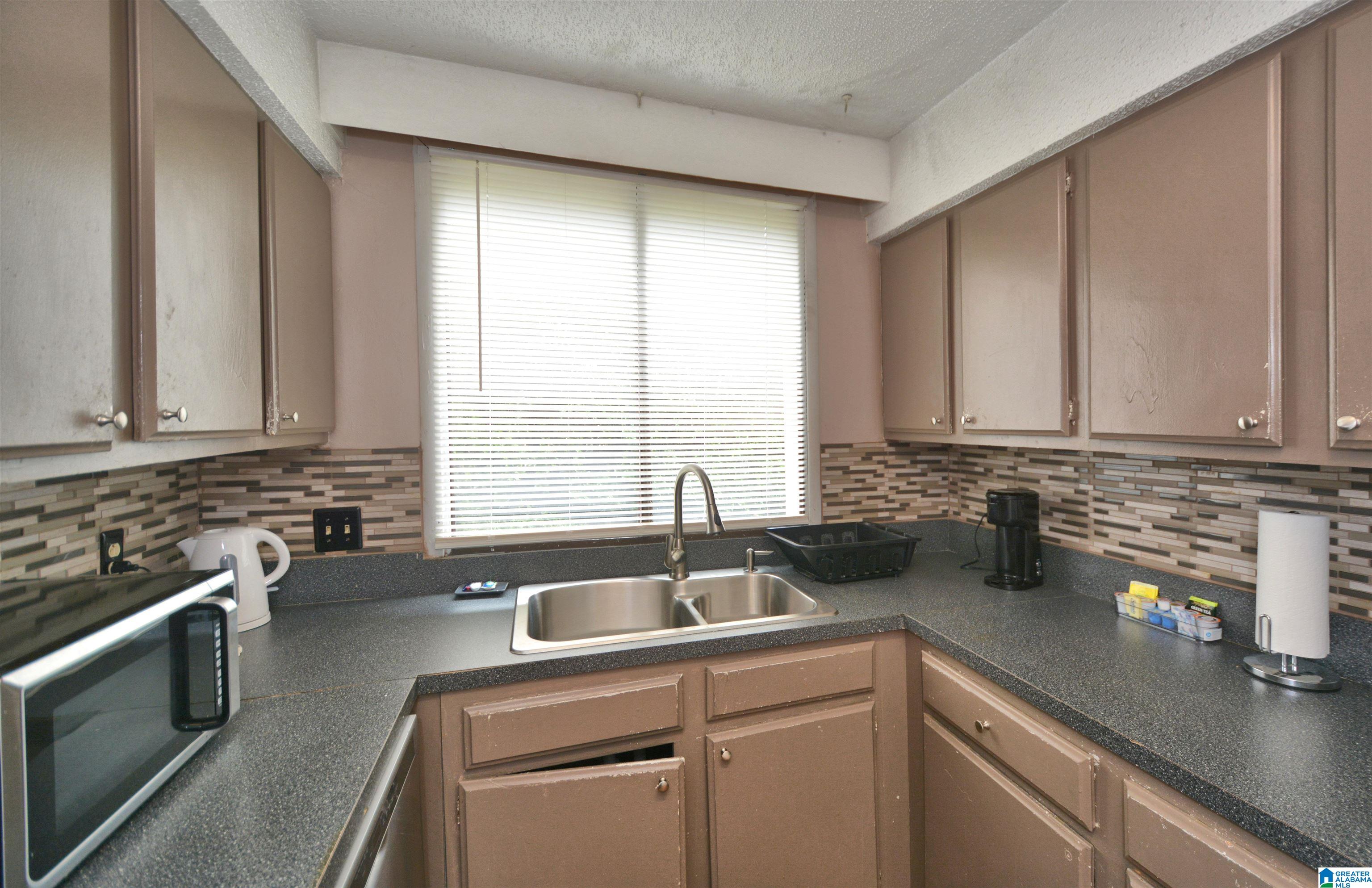 700 Running Brook Road, Unit 700 Hoover, AL 35226 - Photo 17 of 28
