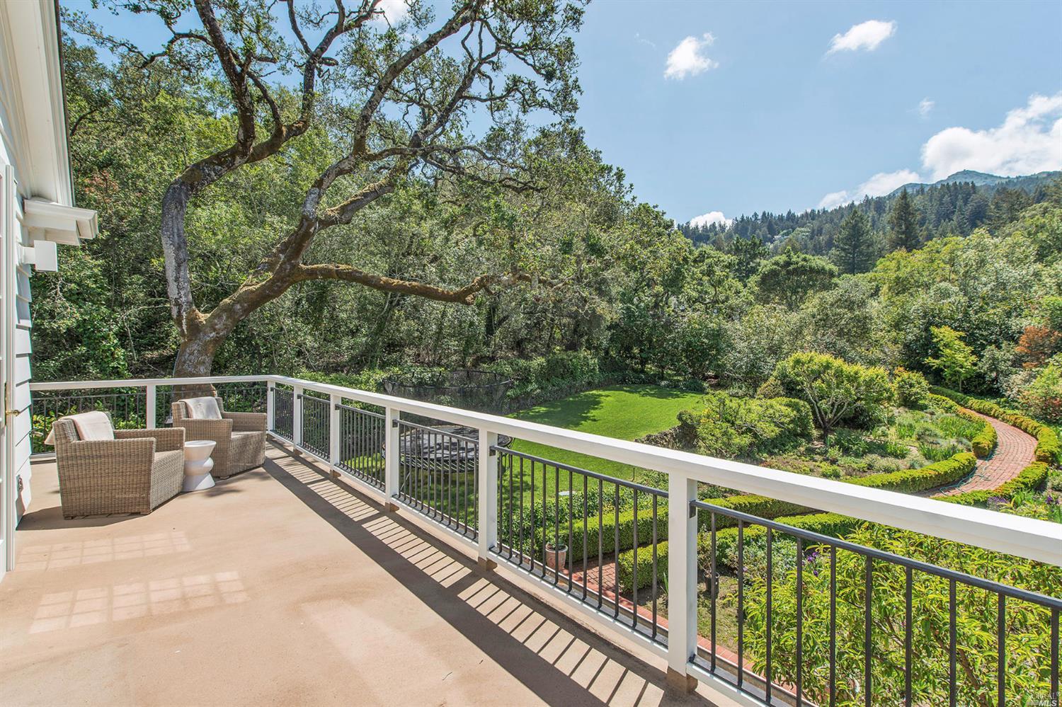 233 Woodland Road Kentfield, CA 94904 - Photo 12 of 39