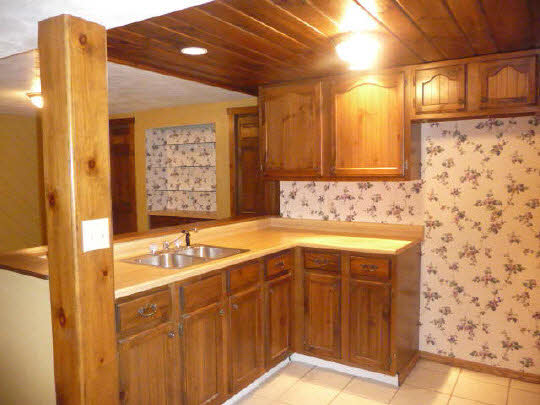 5933 Hillsbrough Road Rockford, IL 61109 - Photo 8 of 11 Gallery Image 8