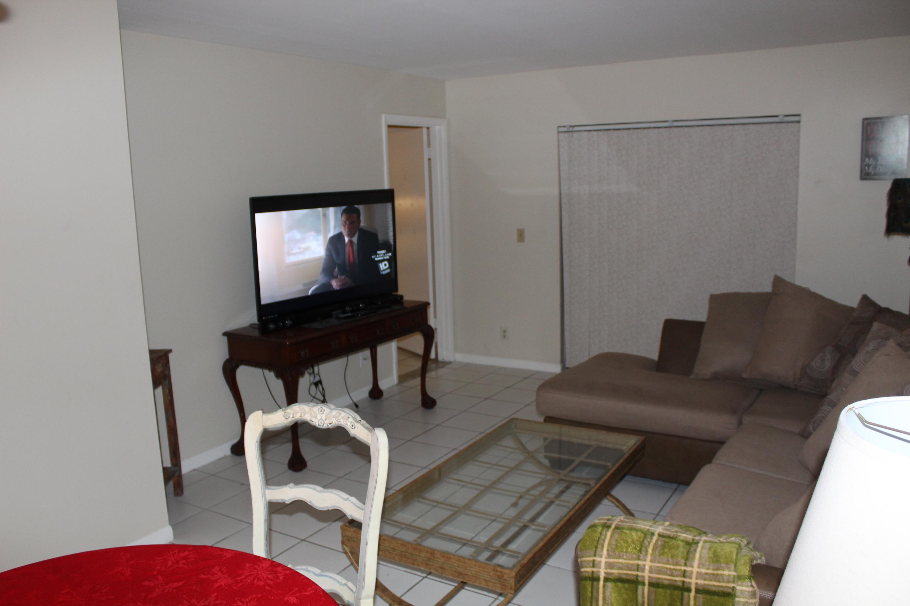 6832 Palmetto Circle South, Unit 105 Boca Raton, FL 33433 - Photo 16 of 19 IMG_1022