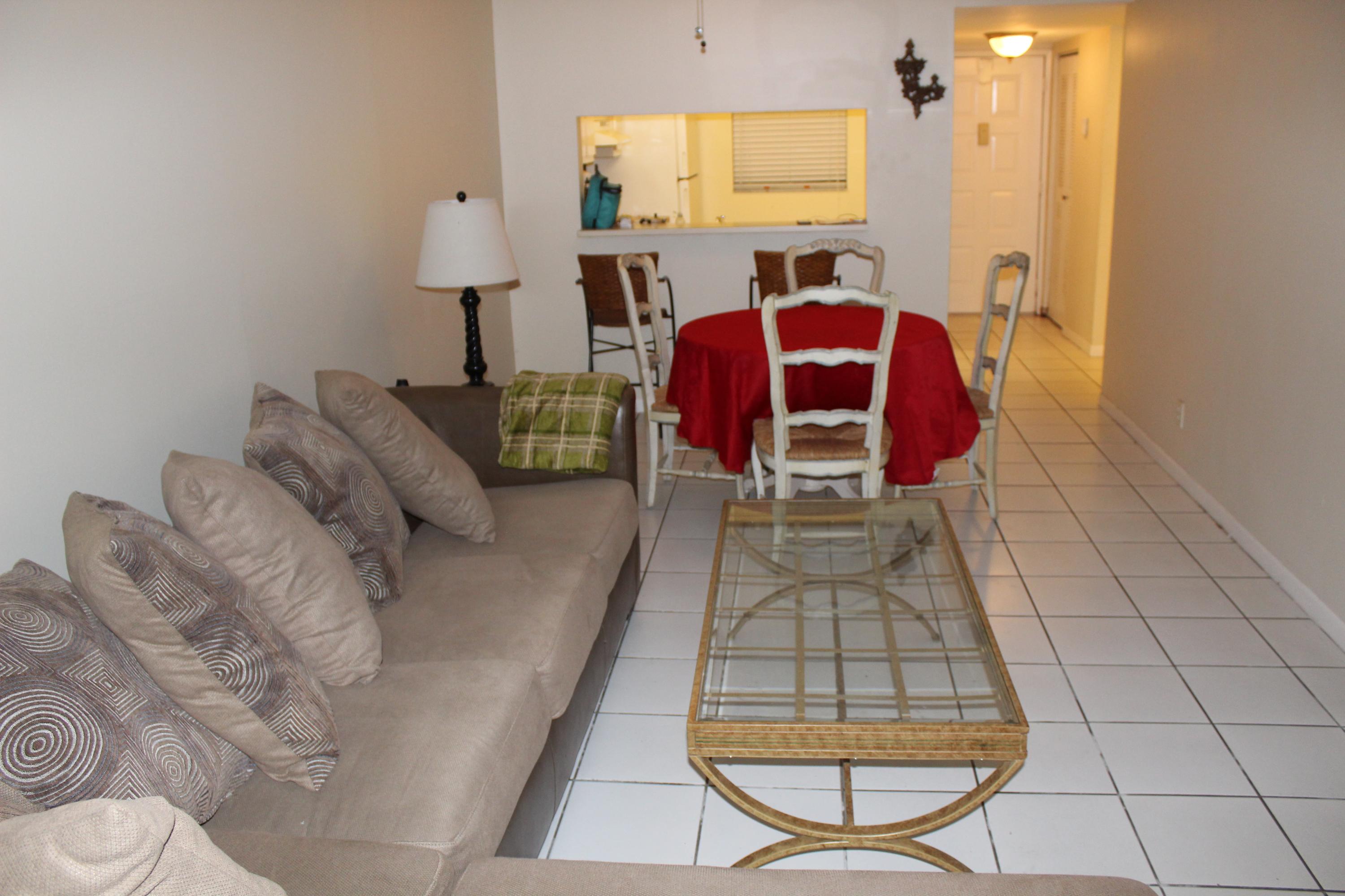 6832 Palmetto Circle South, Unit 105 Boca Raton, FL 33433 - Photo 4 of 19 IMG_1020