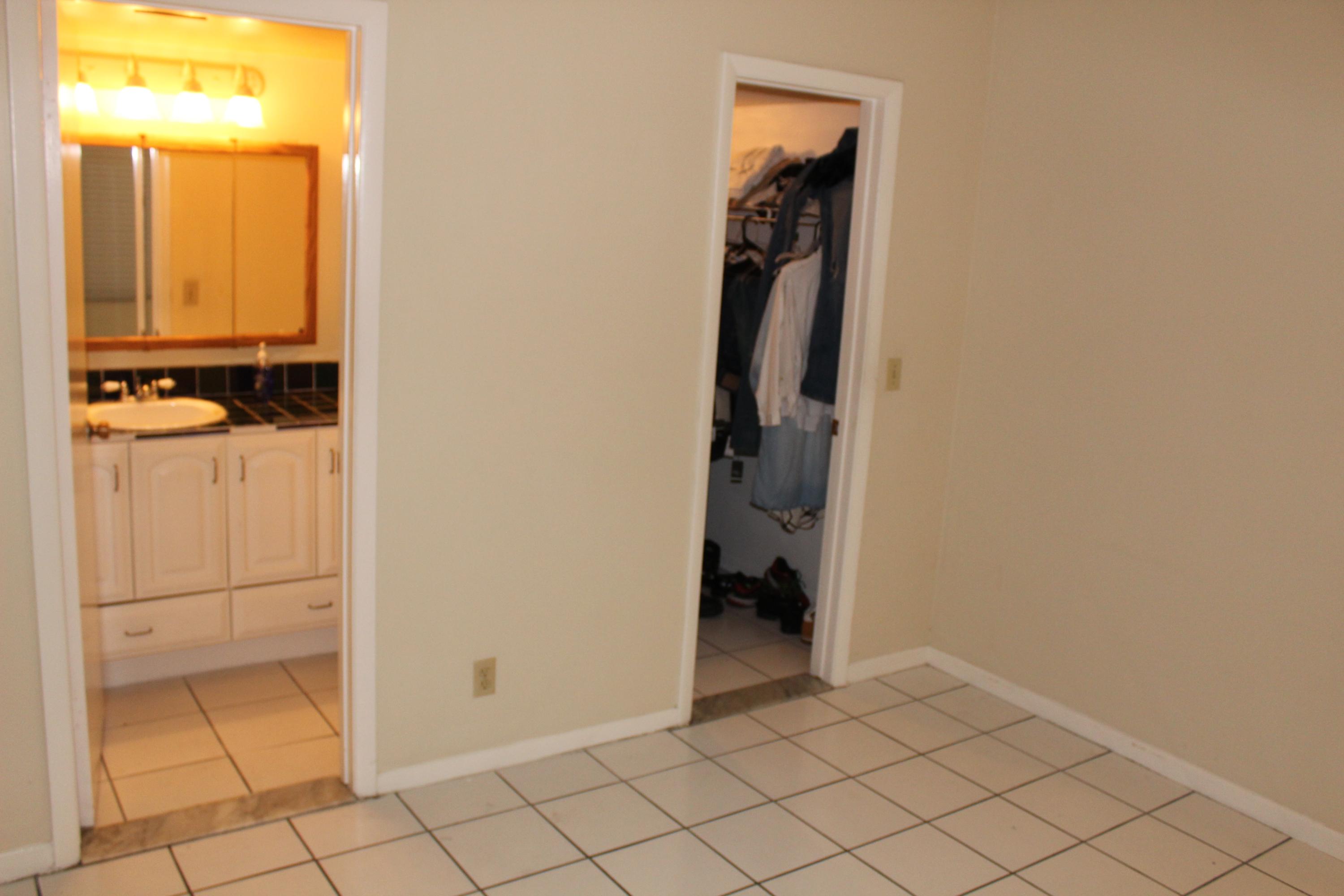 6832 Palmetto Circle South, Unit 105 Boca Raton, FL 33433 - Photo 5 of 19 IMG_1062