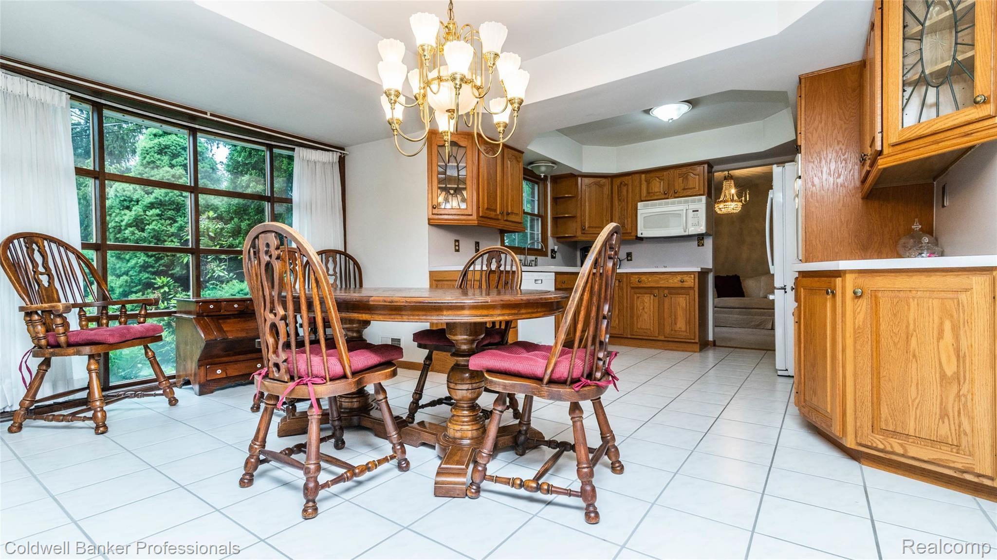 3823 Chapman Road Utica, MI 48316 - Photo 14 of 54 013_0.jpg