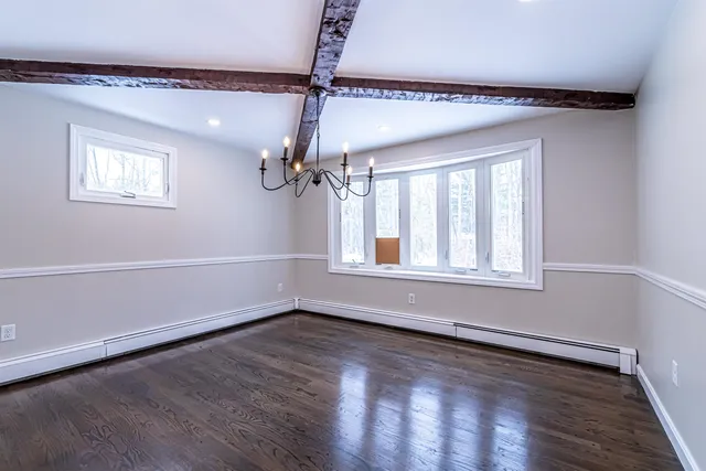 $549,900 | 52 Whittier Street, Newton, NH 03858