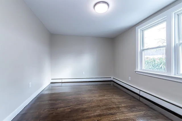 $549,900 | 52 Whittier Street, Newton, NH 03858