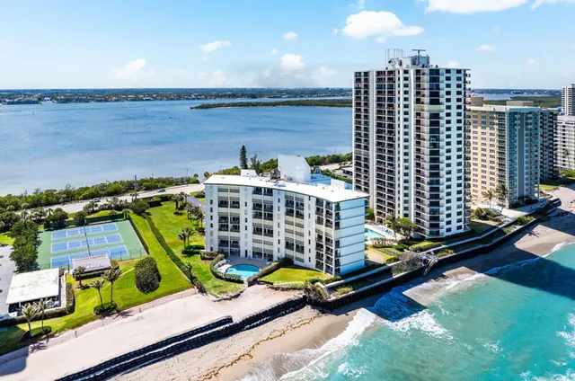 $625,000 | 5400 North Ocean Drive, Unit 5C, Singer Island, FL 33404
