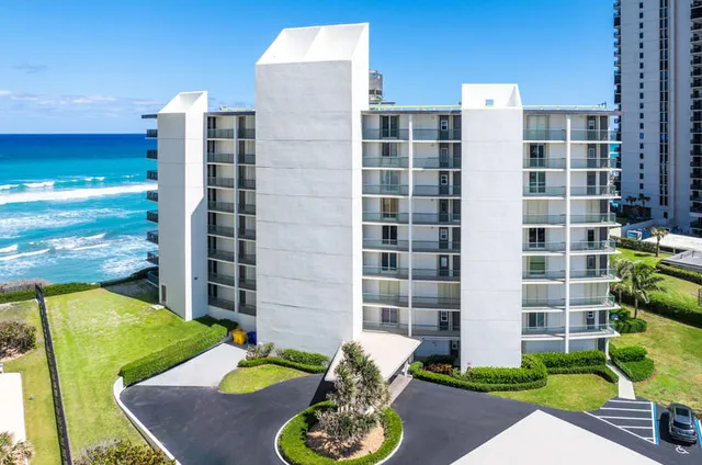 $625,000 | 5400 North Ocean Drive, Unit 5C, Singer Island, FL 33404