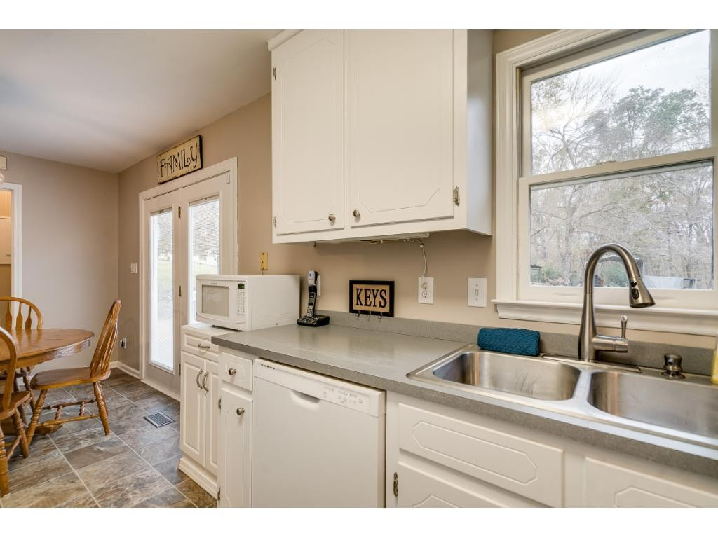 2410 Swepsonville Road Graham, NC 27253 - Photo 7 of 24 Gallery Image 7