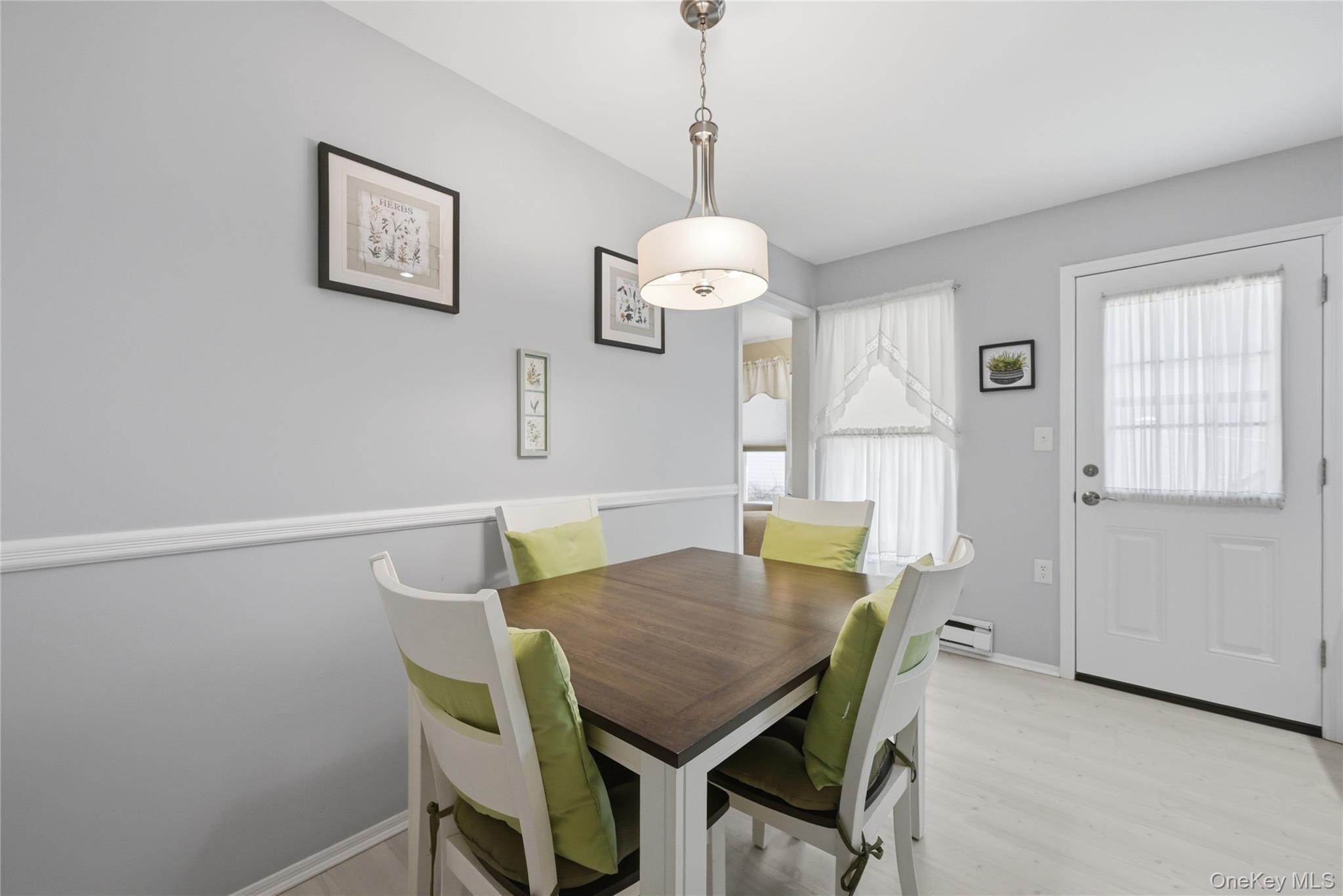 506 Lancaster Court Ridge, NY 11961 - Photo 17 of 31